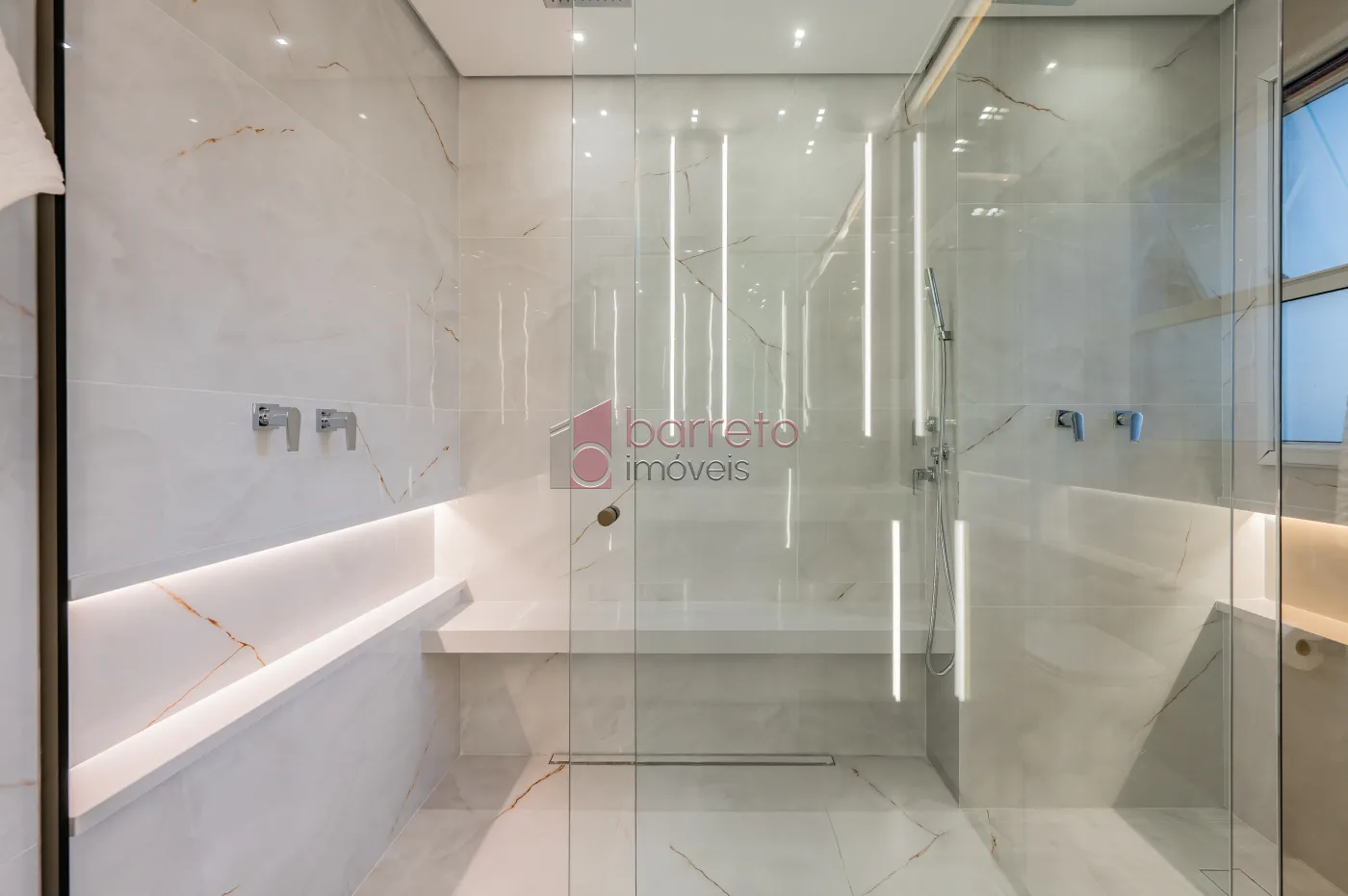 APARTAMENTO À VENDA NO CONDOMÍNIO ALTA VISTA EM JUNDIAÍ/SP