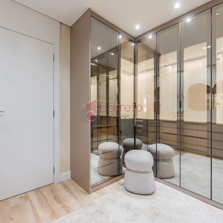 APARTAMENTO À VENDA NO CONDOMÍNIO ALTA VISTA EM JUNDIAÍ/SP