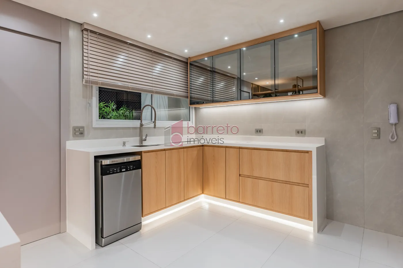 APARTAMENTO À VENDA NO CONDOMÍNIO ALTA VISTA EM JUNDIAÍ/SP
