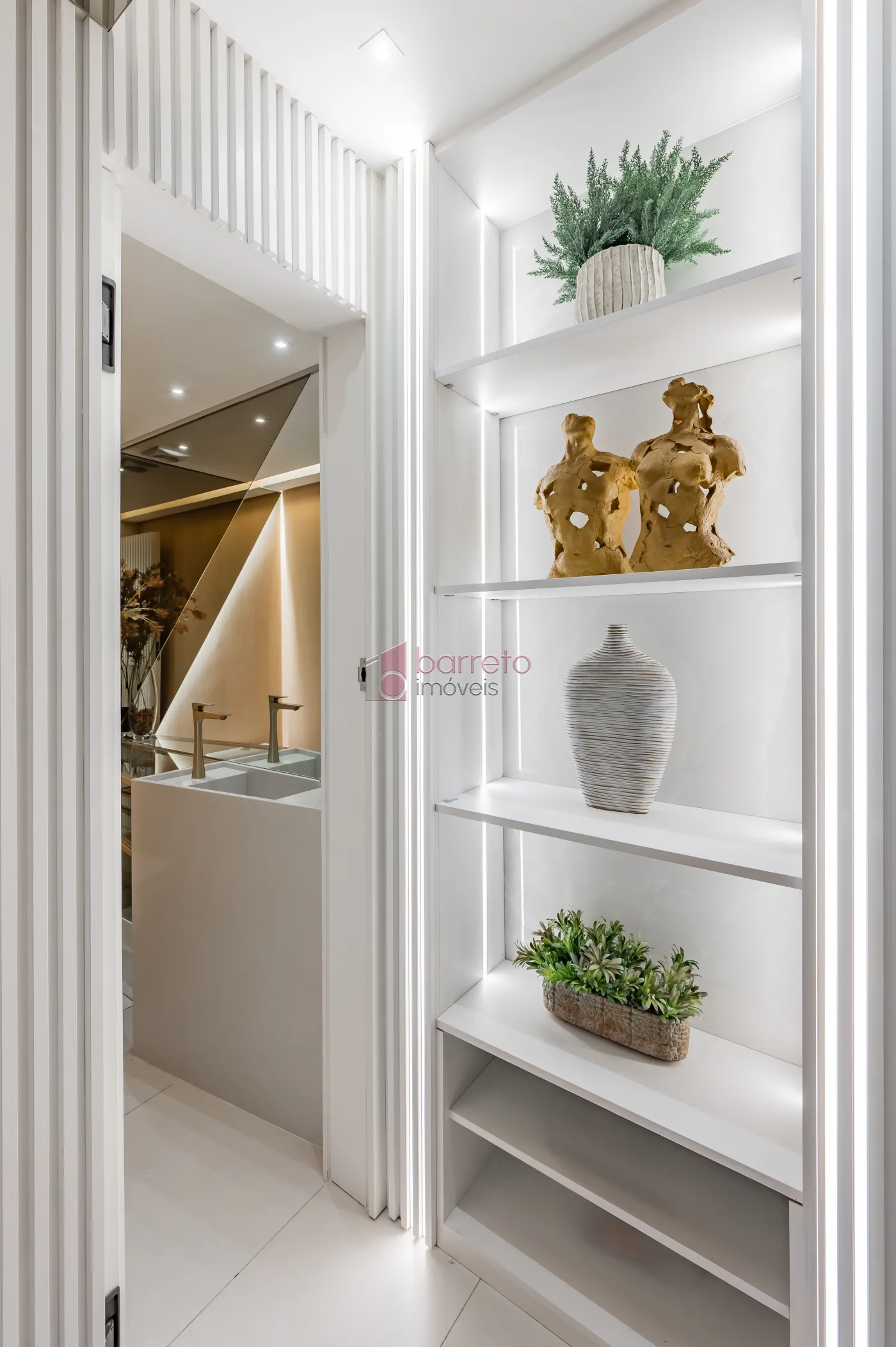 APARTAMENTO À VENDA NO CONDOMÍNIO ALTA VISTA EM JUNDIAÍ/SP