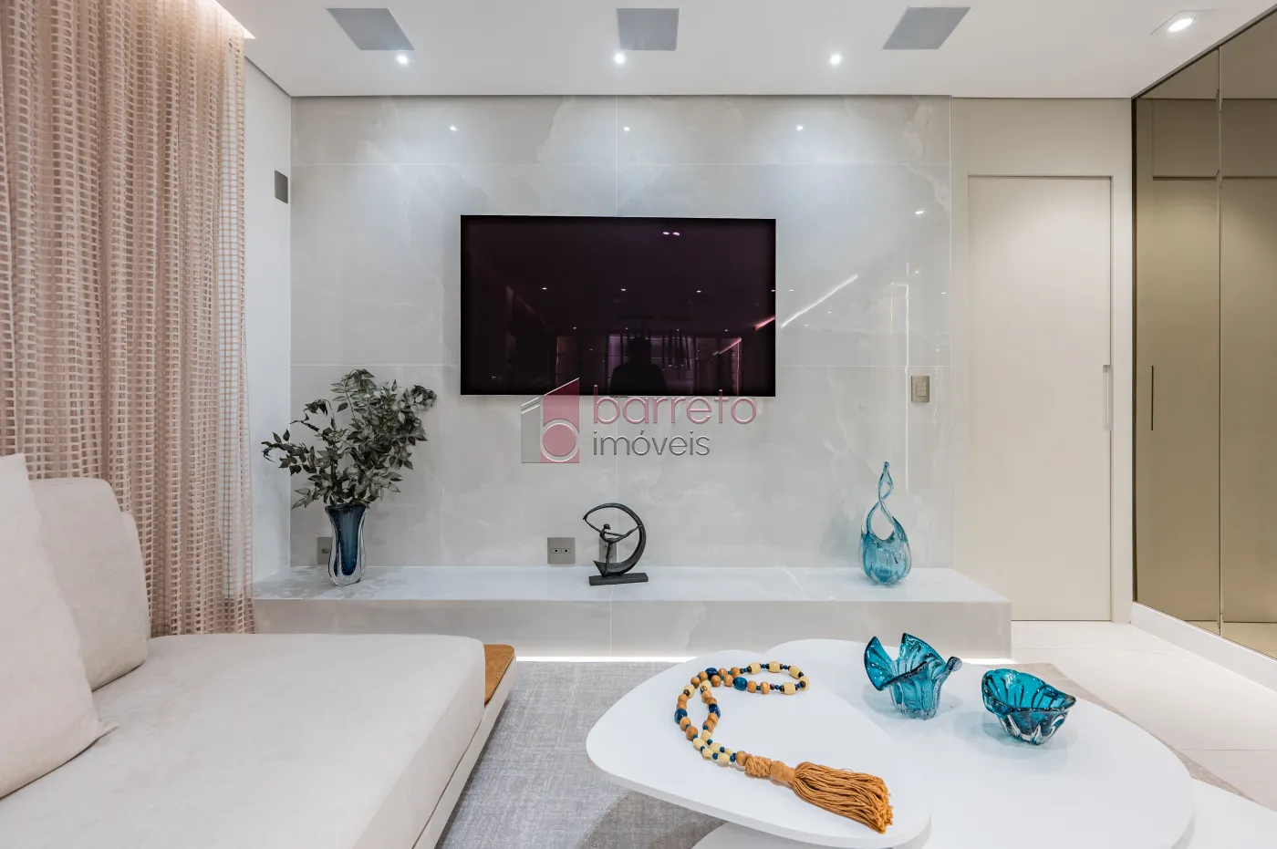 APARTAMENTO À VENDA NO CONDOMÍNIO ALTA VISTA EM JUNDIAÍ/SP