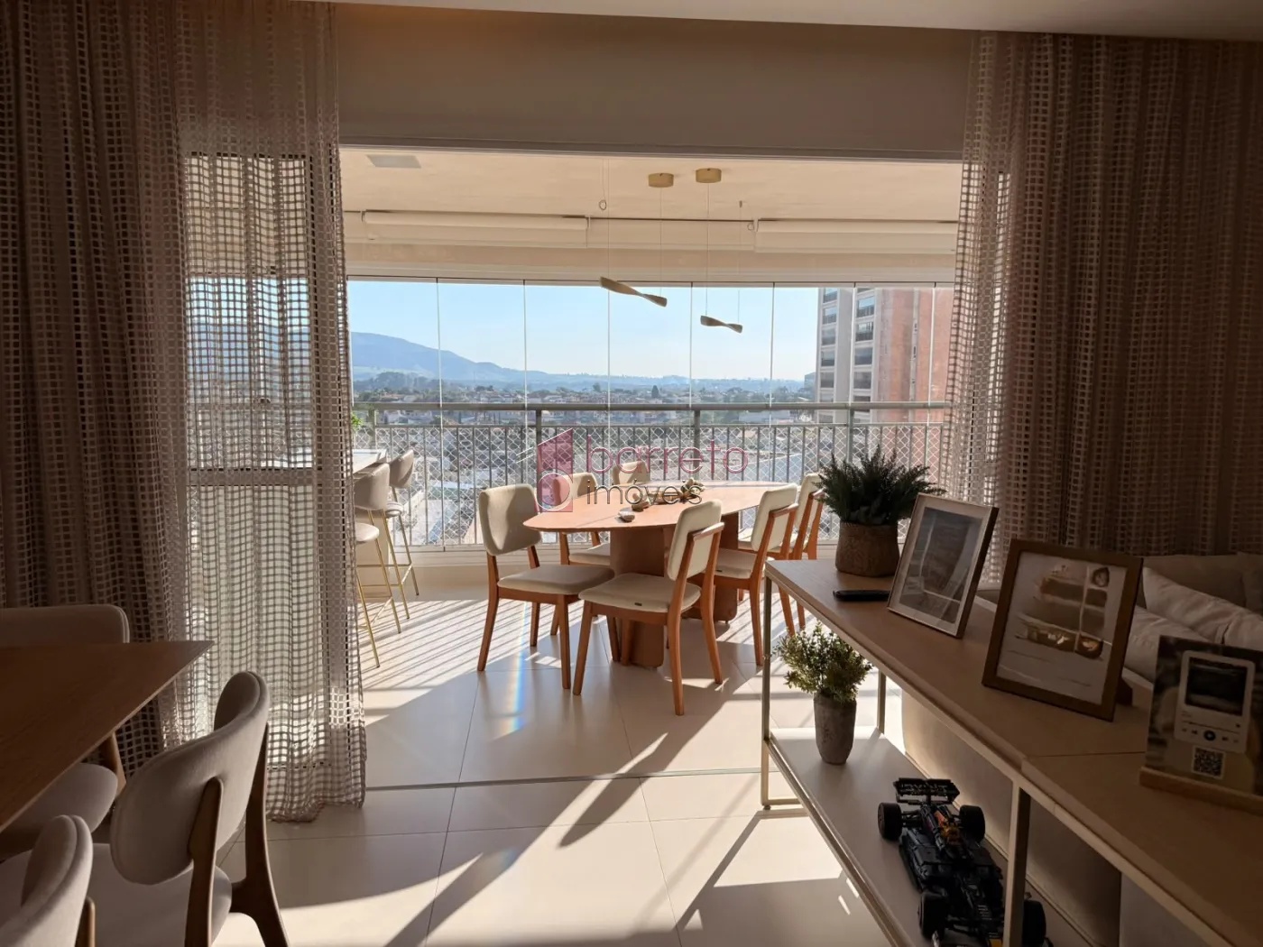 APARTAMENTO À VENDA NO CONDOMÍNIO ALTA VISTA EM JUNDIAÍ/SP