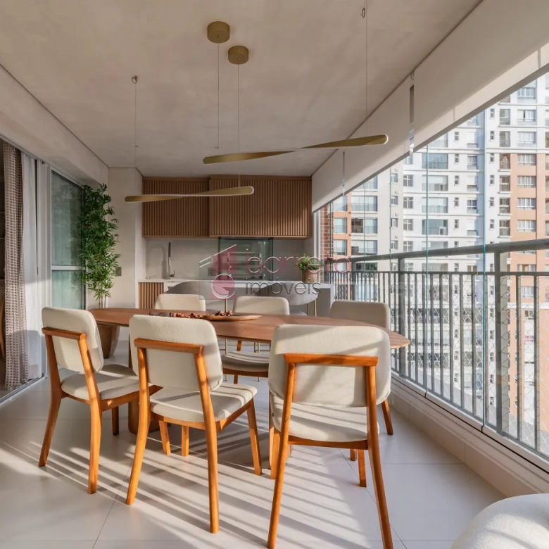 APARTAMENTO À VENDA NO CONDOMÍNIO ALTA VISTA EM JUNDIAÍ/SP