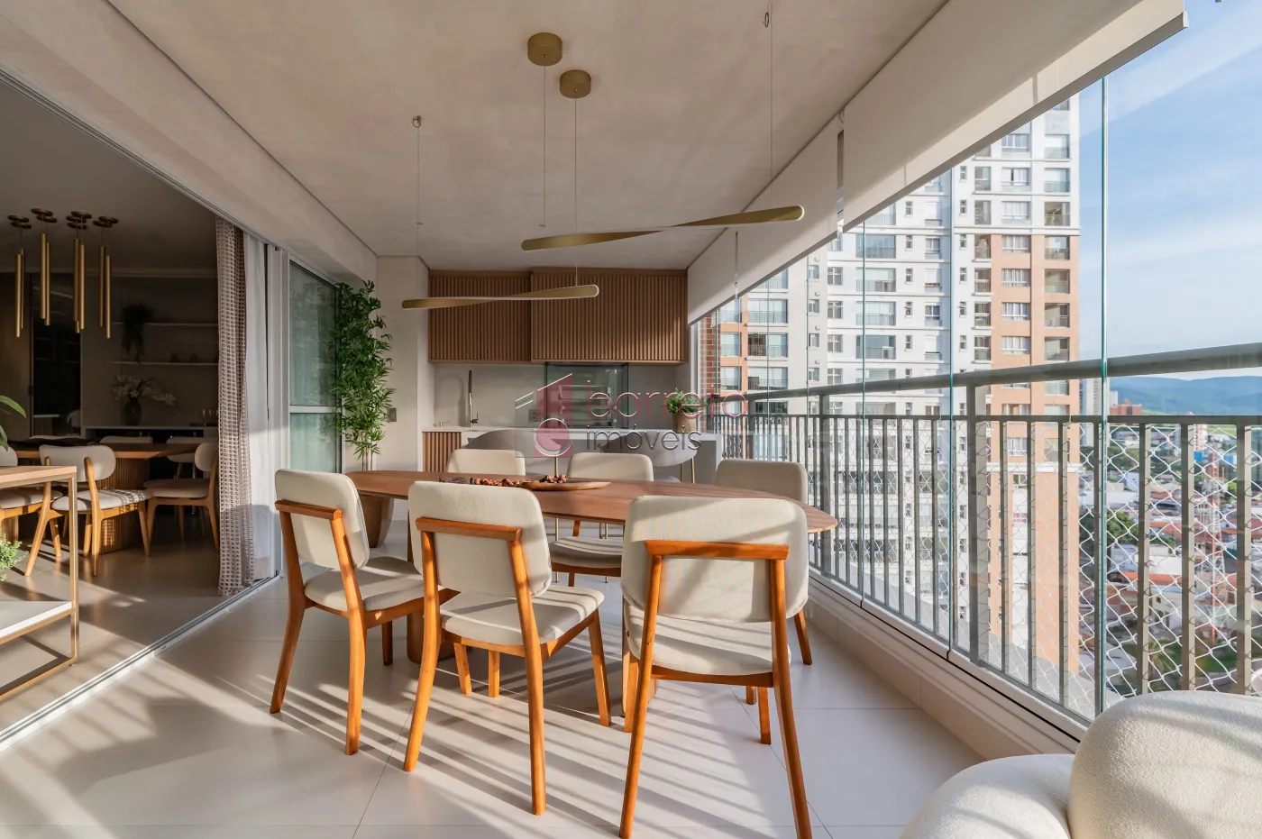 APARTAMENTO À VENDA NO CONDOMÍNIO ALTA VISTA EM JUNDIAÍ/SP