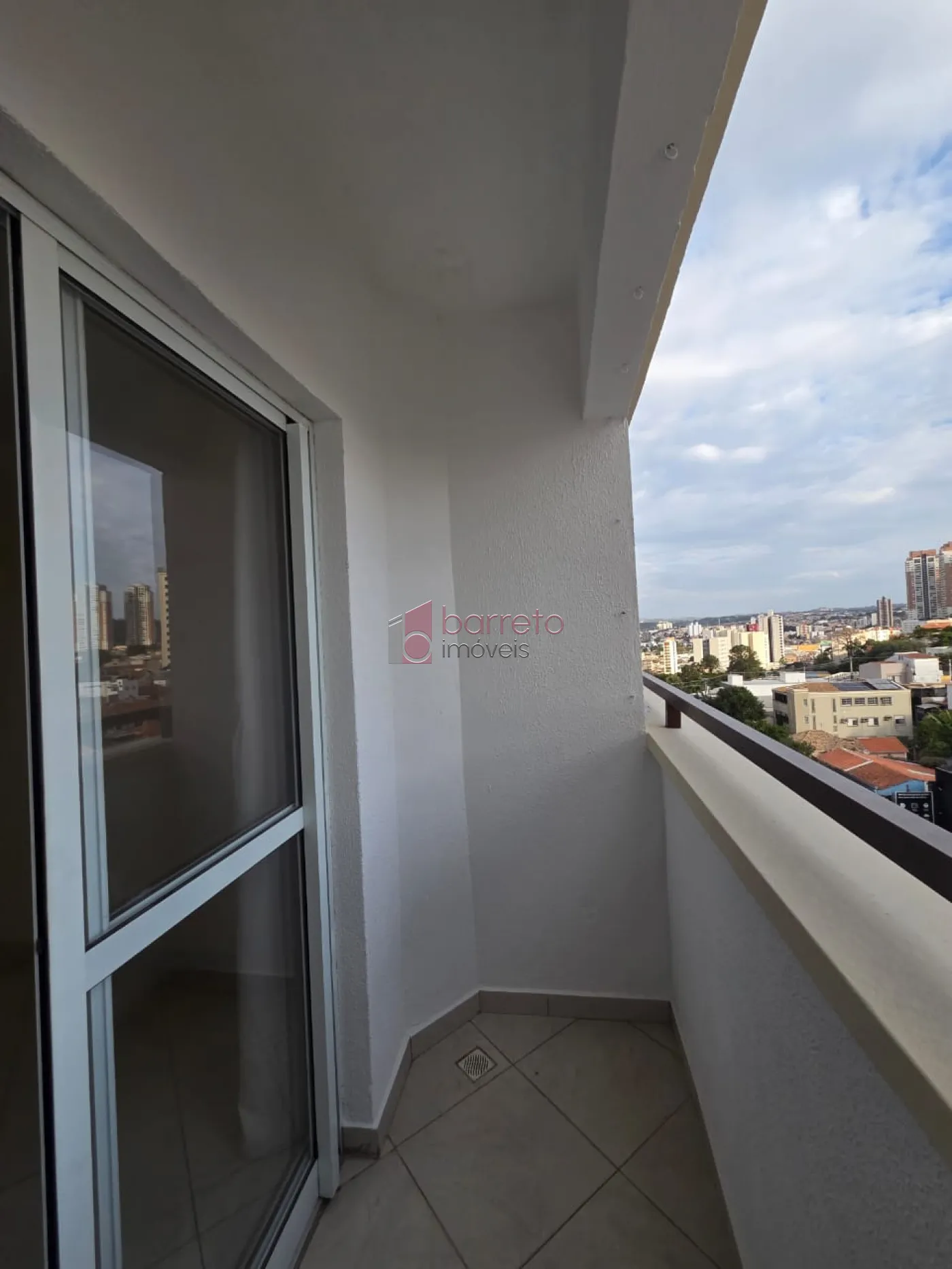 APARTAMENTO PARA LOCAÇÃO NO EDIFÍCIO SAINT JAMES – JUNDIAÍ/SP
