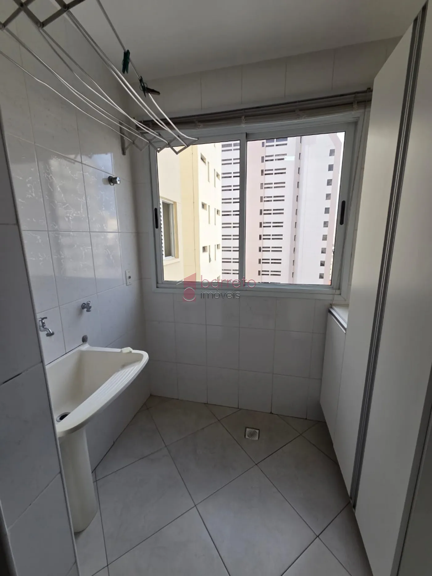APARTAMENTO PARA LOCAÇÃO NO EDIFÍCIO SAINT JAMES – JUNDIAÍ/SP