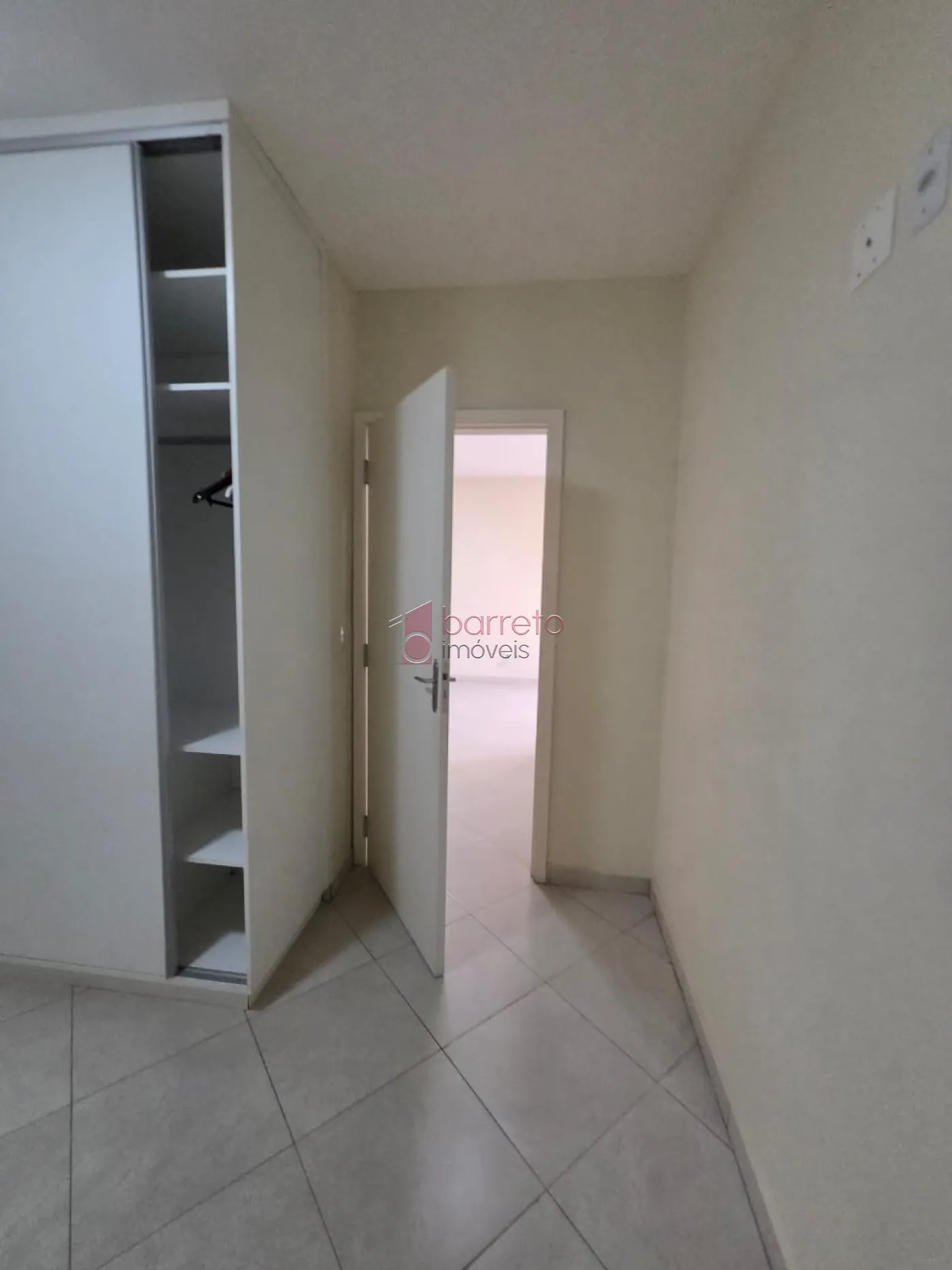 APARTAMENTO PARA LOCAÇÃO NO EDIFÍCIO SAINT JAMES – JUNDIAÍ/SP