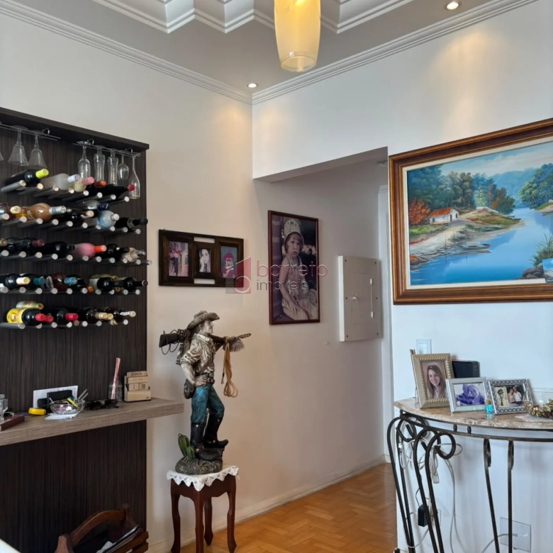 APARTAMENTO À VENDA NO EDIFÍCIO ROSÁRIO – JUNDIAÍ/SP