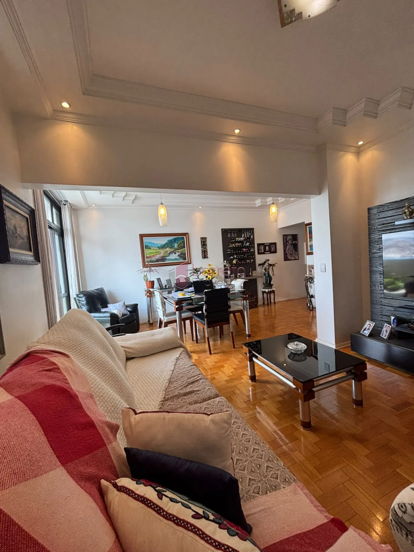 APARTAMENTO À VENDA NO EDIFÍCIO ROSÁRIO – JUNDIAÍ/SP