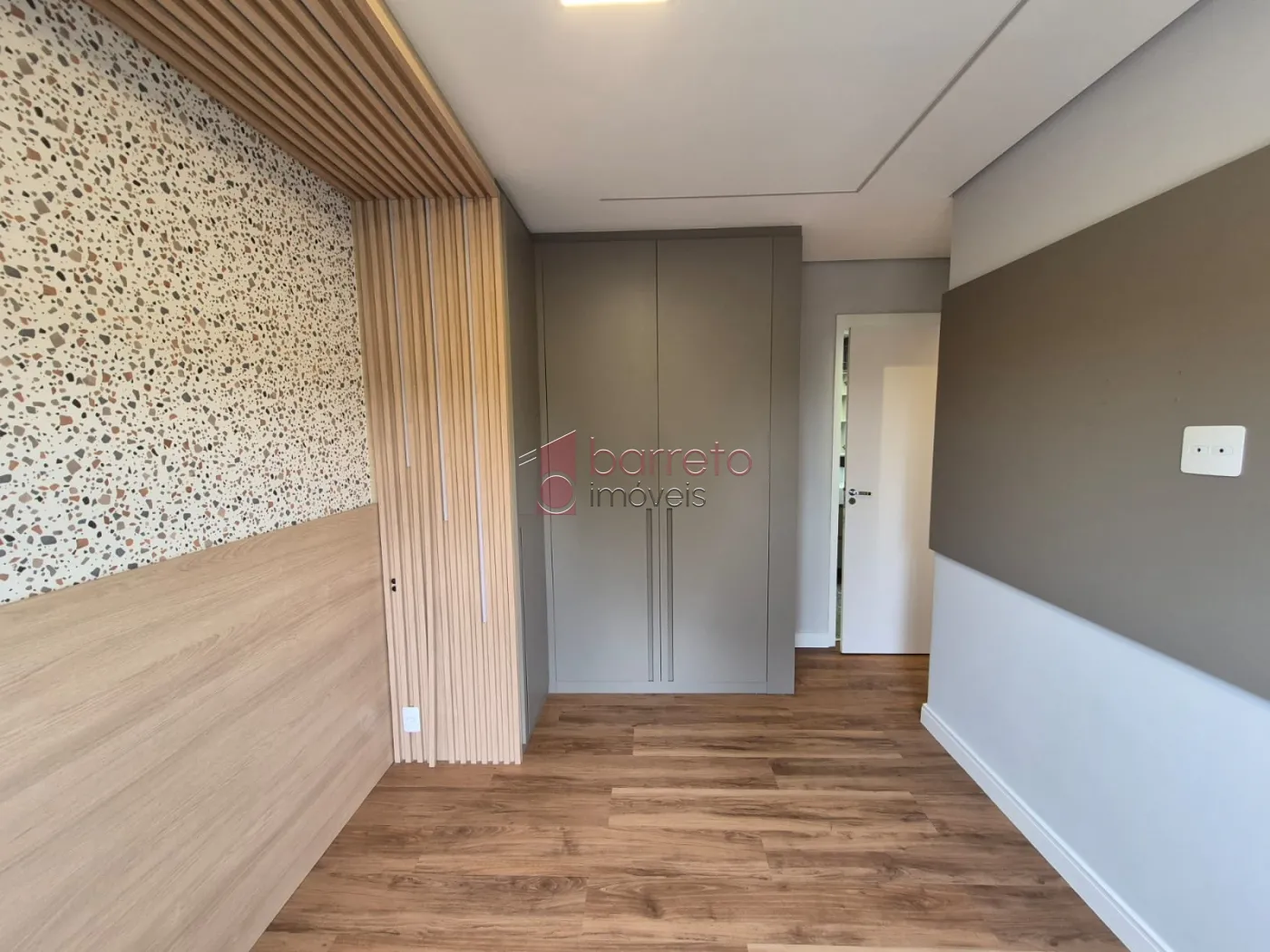 APARTAMENTO À VENDA NO CONDOMÍNIO VILA FLOR – JARDIM TULIPAS – JUNDIAÍ/SP