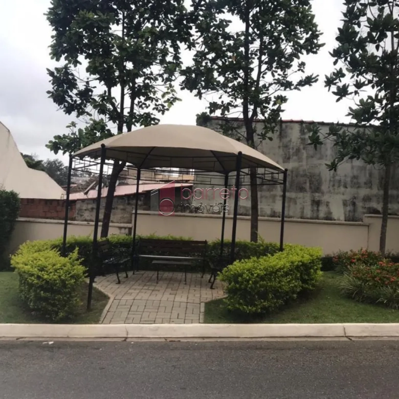 APARTAMENTO À VENDA NO CONDOMÍNIO DOCE LAR BELLA COLÔNIA EM JUNDIAÍ/SP
