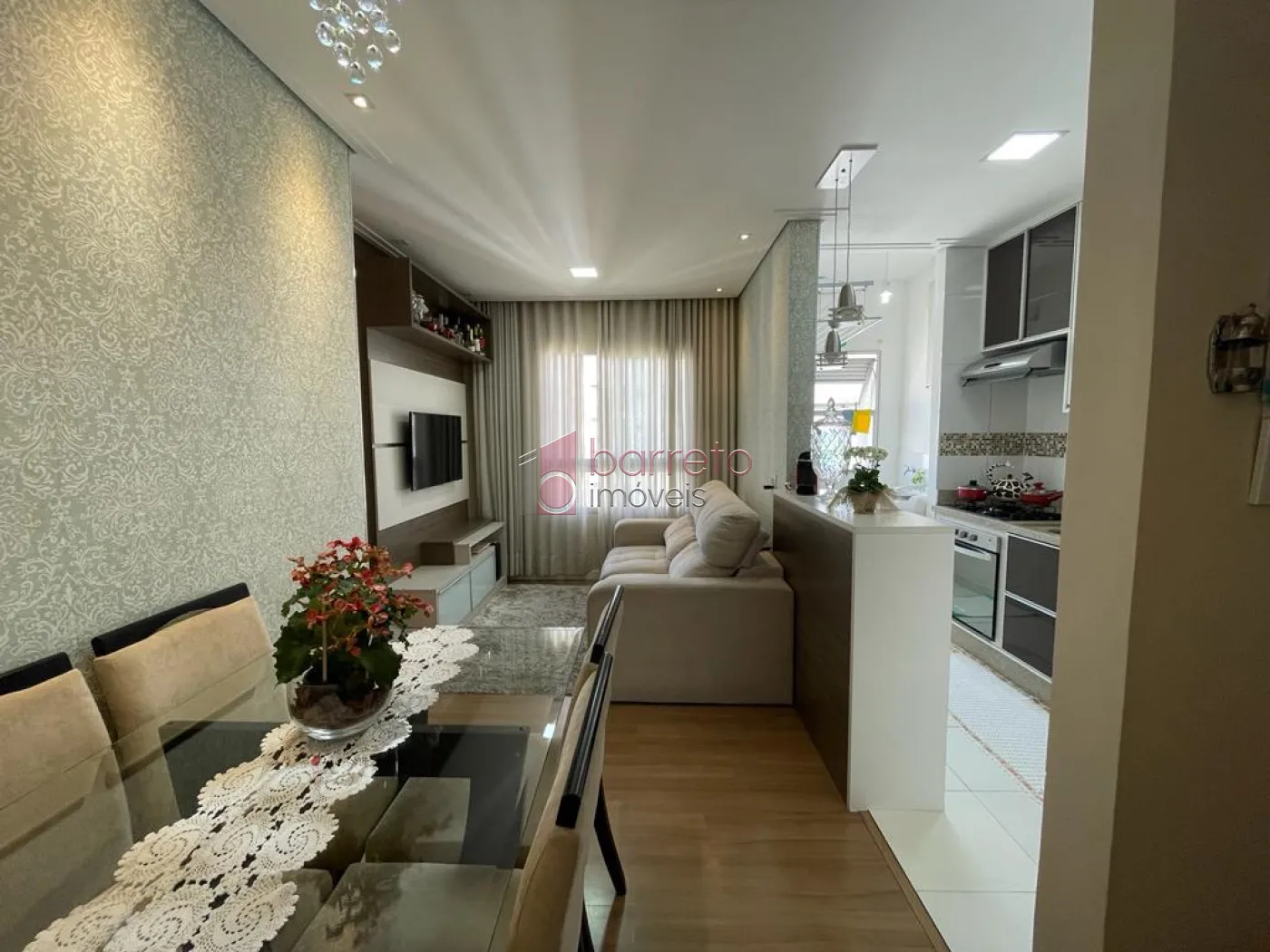 APARTAMENTO À VENDA NO CONDOMÍNIO DOCE LAR BELLA COLÔNIA EM JUNDIAÍ/SP
