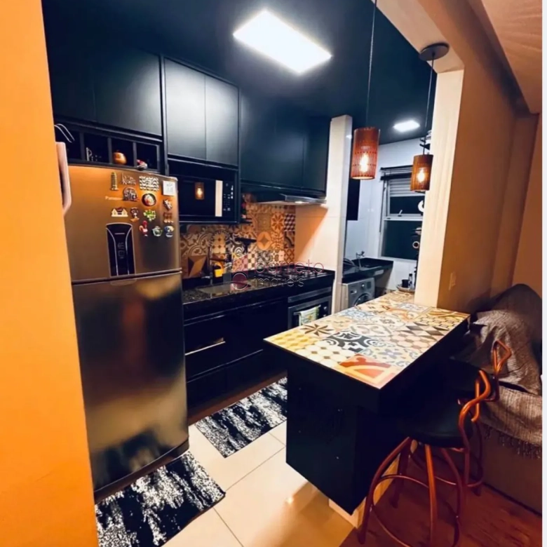 APARTAMENTO À VENDA NO CONDOMÍNIO DOCE LAR BELLA COLÔNIA EM JUNDIAÍ/SP