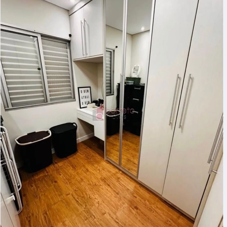 APARTAMENTO À VENDA NO CONDOMÍNIO DOCE LAR BELLA COLÔNIA EM JUNDIAÍ/SP