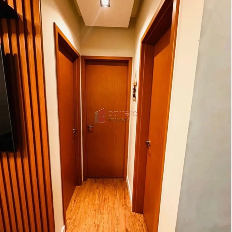 APARTAMENTO À VENDA NO CONDOMÍNIO DOCE LAR BELLA COLÔNIA EM JUNDIAÍ/SP