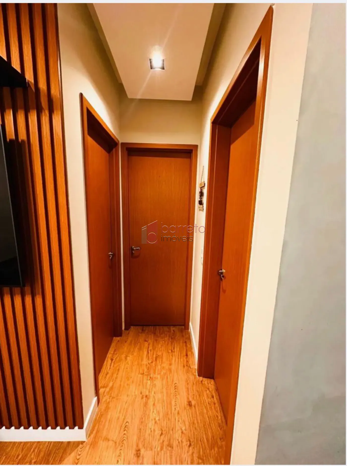 APARTAMENTO À VENDA NO CONDOMÍNIO DOCE LAR BELLA COLÔNIA EM JUNDIAÍ/SP