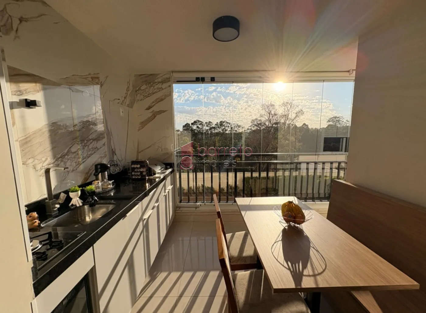 APARTAMENTO À VENDA NO CONDOMÍNIO SONETO – BAIRRO ENGORDADOURO EM JUNDIAÍ/SP
