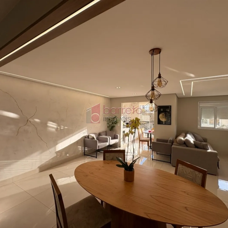 APARTAMENTO À VENDA NO CONDOMÍNIO SONETO – BAIRRO ENGORDADOURO EM JUNDIAÍ/SP