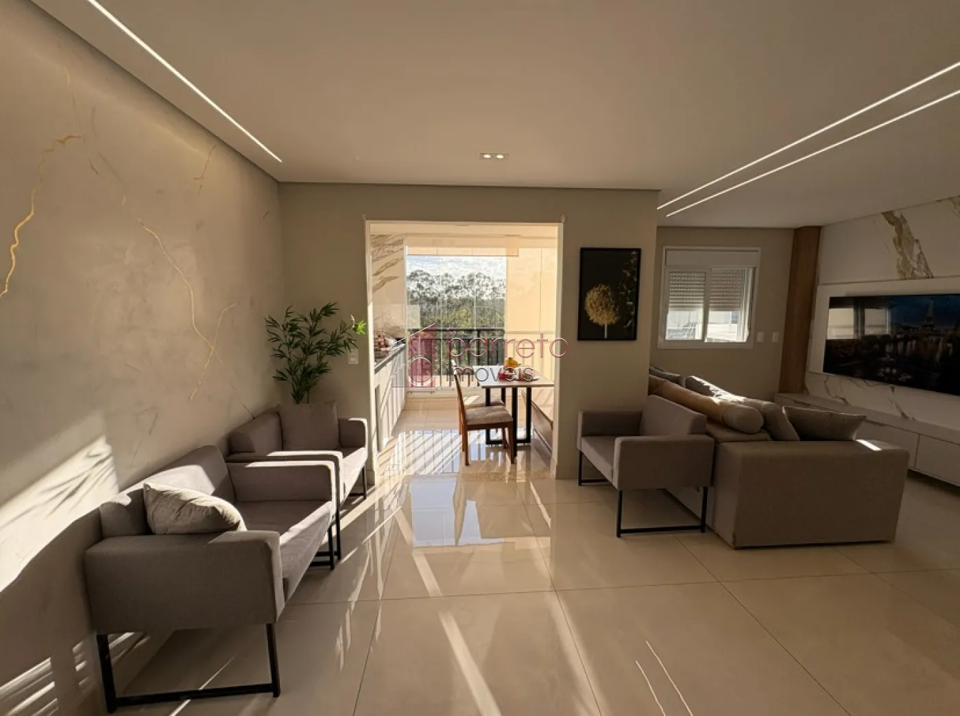 APARTAMENTO À VENDA NO CONDOMÍNIO SONETO – BAIRRO ENGORDADOURO EM JUNDIAÍ/SP