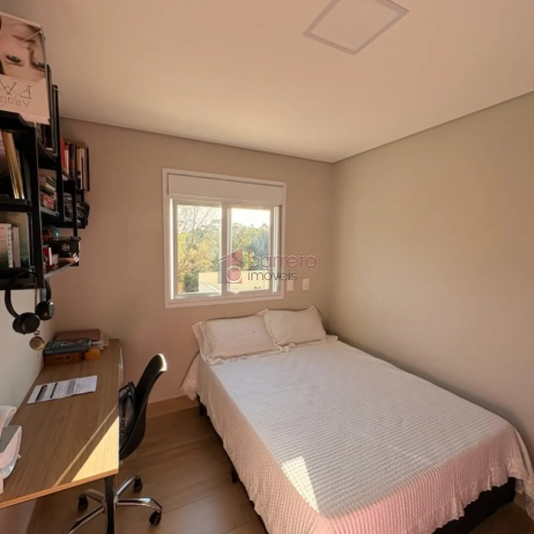 APARTAMENTO À VENDA NO CONDOMÍNIO SONETO – BAIRRO ENGORDADOURO EM JUNDIAÍ/SP