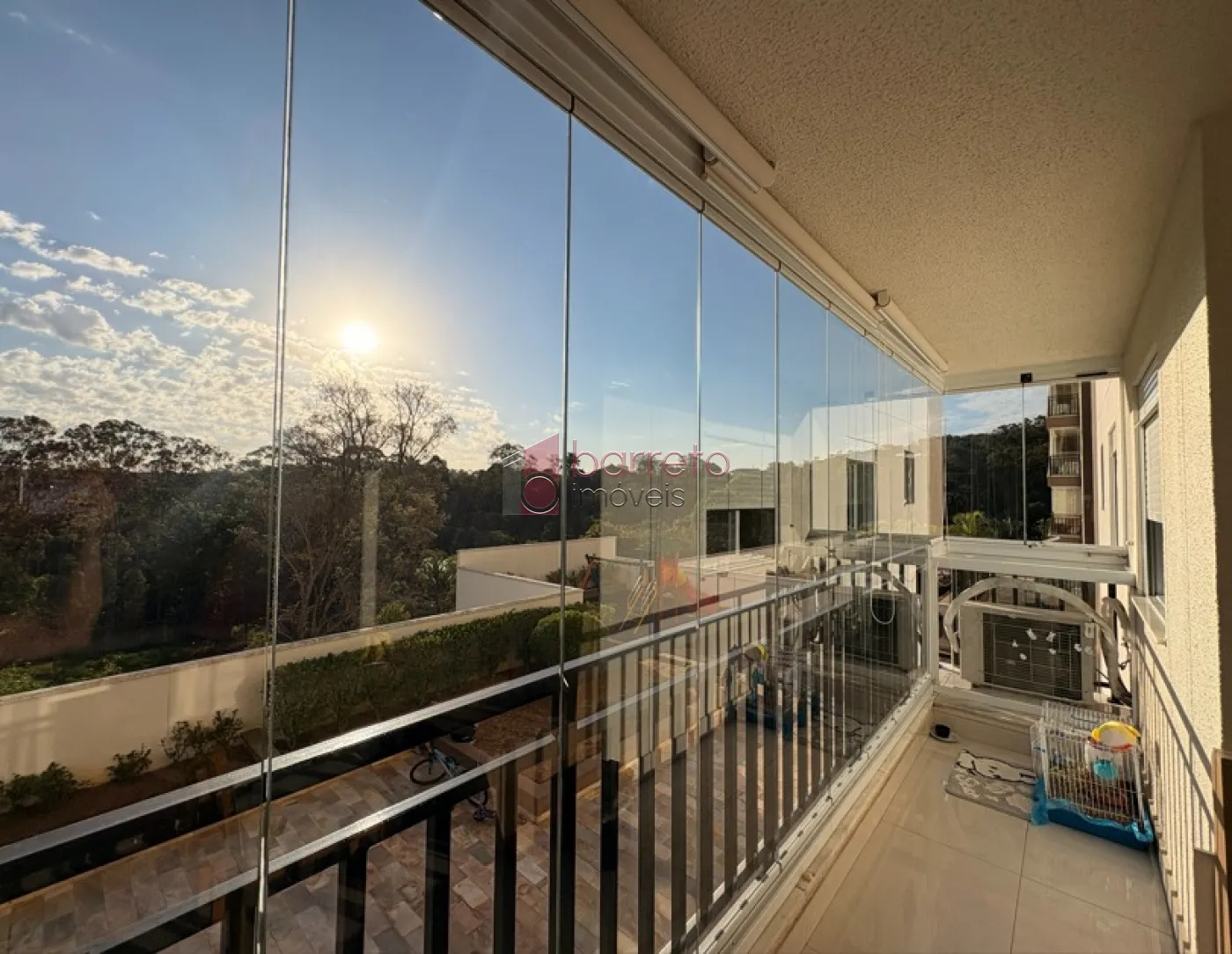 APARTAMENTO À VENDA NO CONDOMÍNIO SONETO – BAIRRO ENGORDADOURO EM JUNDIAÍ/SP
