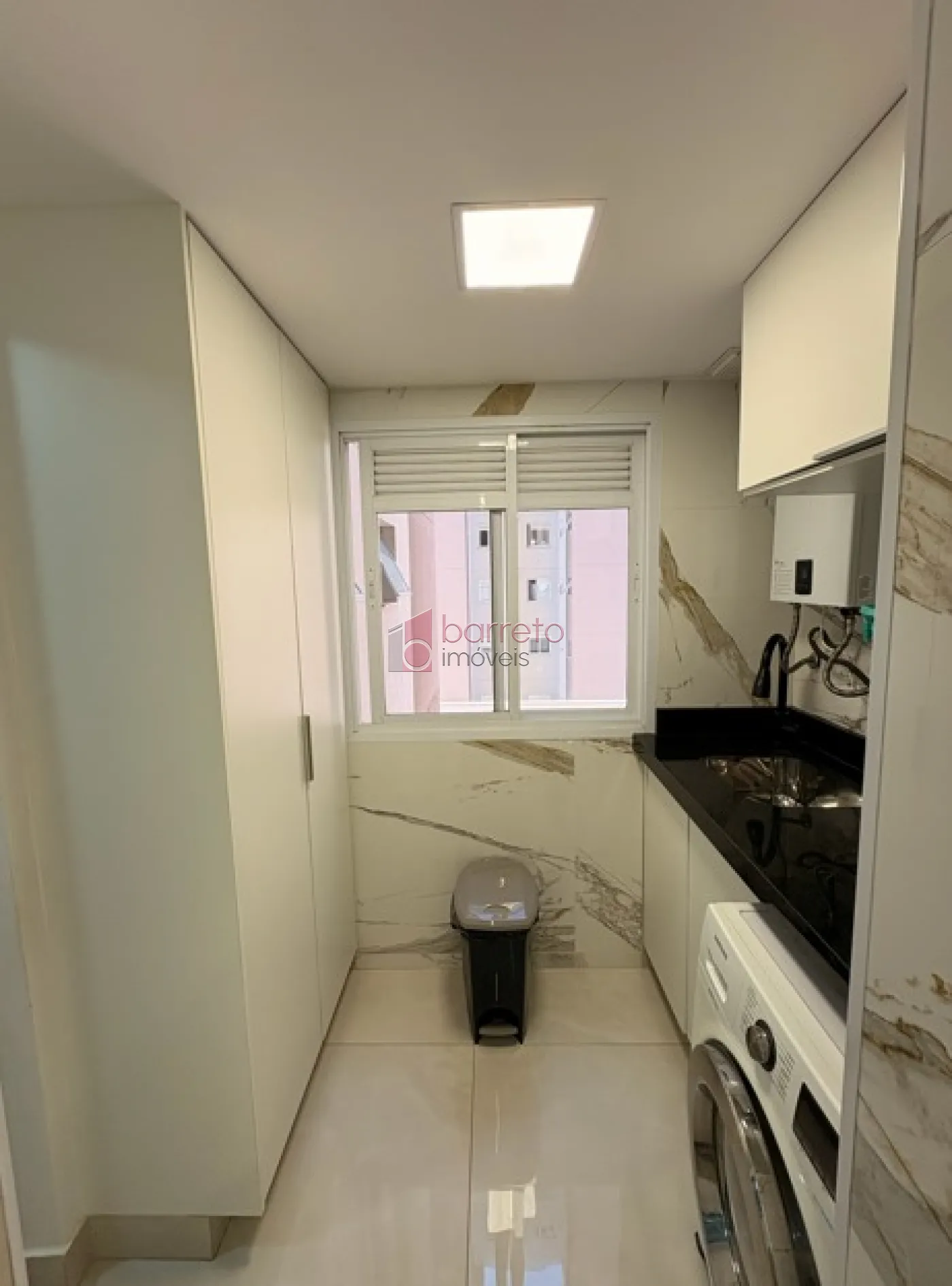 APARTAMENTO À VENDA NO CONDOMÍNIO SONETO – BAIRRO ENGORDADOURO EM JUNDIAÍ/SP
