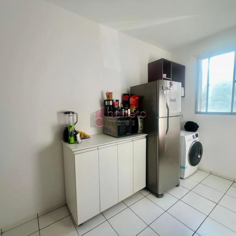 APARTAMENTO SEMIMOBILIADO À VENDA NO CONDOMÍNIO RESERVA DO JAPI JATAÍ – JUNDIAÍ/SP