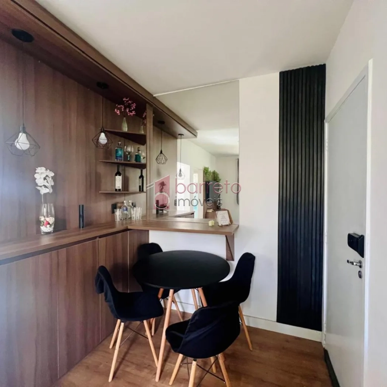 APARTAMENTO SEMIMOBILIADO À VENDA NO CONDOMÍNIO RESERVA DO JAPI JATAÍ – JUNDIAÍ/SP