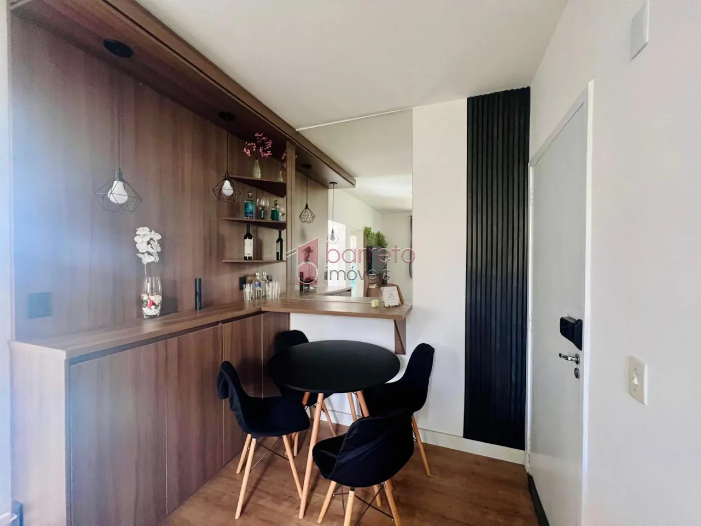 APARTAMENTO SEMIMOBILIADO À VENDA NO CONDOMÍNIO RESERVA DO JAPI JATAÍ – JUNDIAÍ/SP