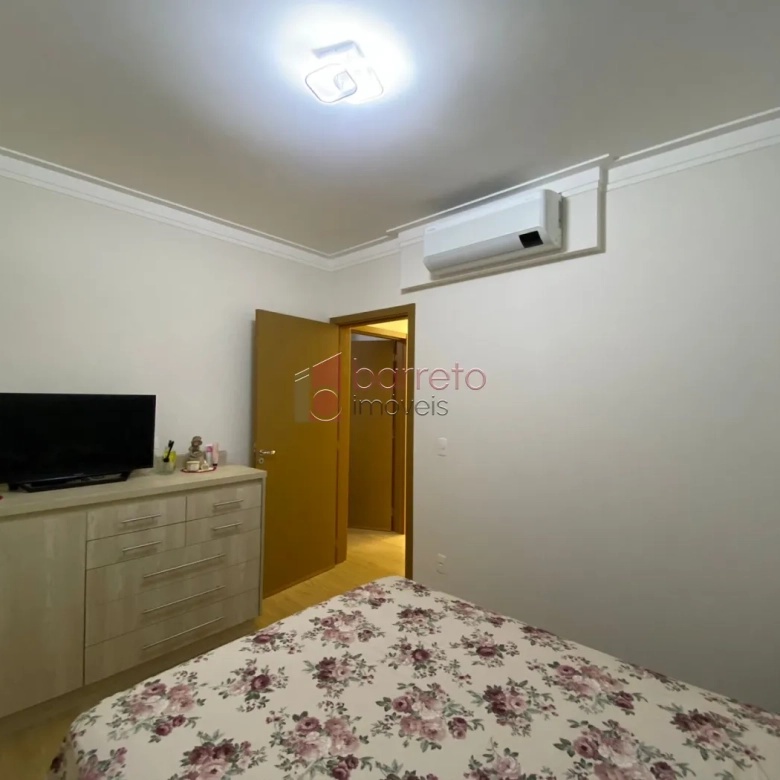 APARTAMENTO À VENDA NO CONDOMÍNIO TORRES DE OZANAN – JUNDIAÍ/SP
