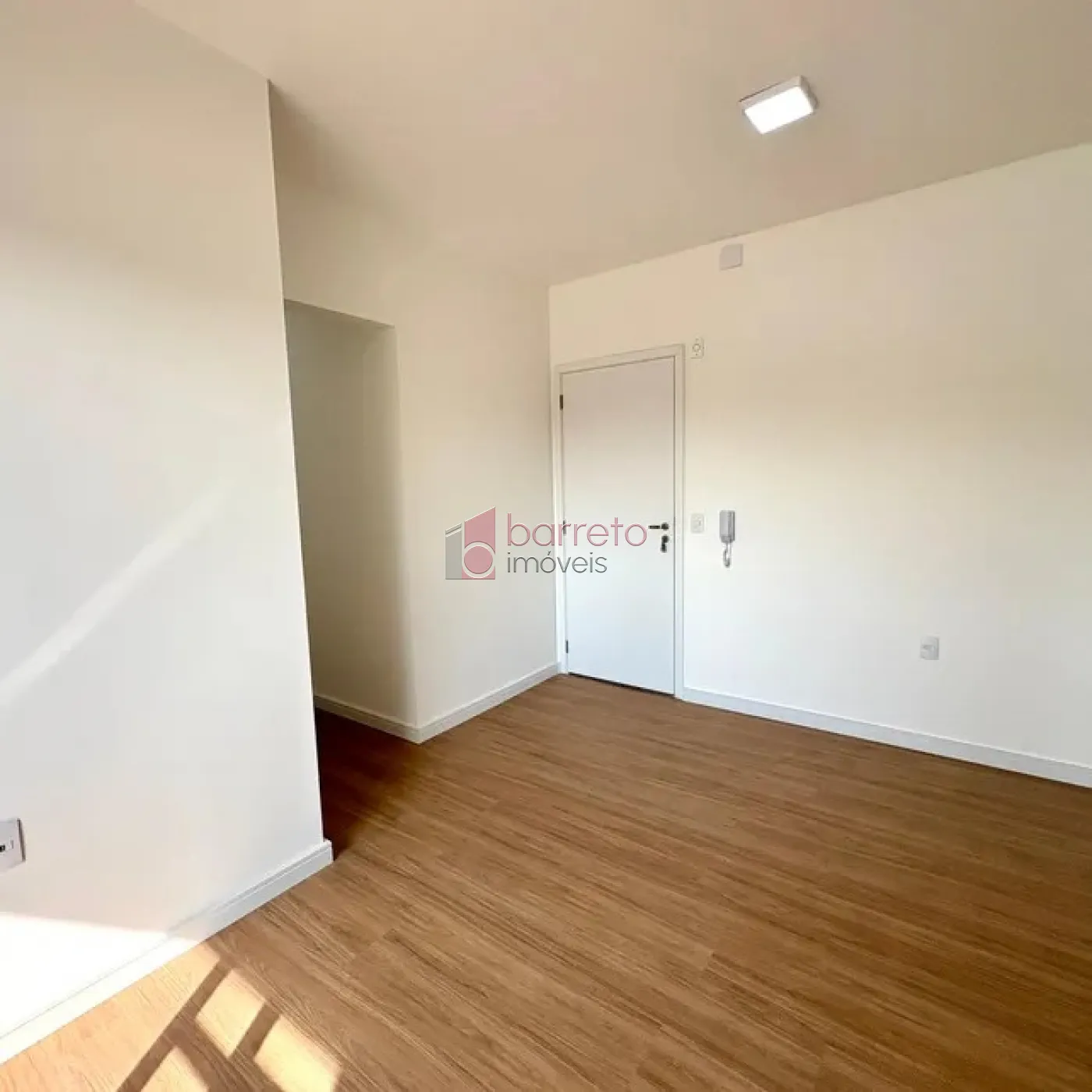 APARTAMENTO PARA LOCAÇÃO E VENDA NO CONDOMÍNIO GIARDINO – JUNDIAÍ/SP