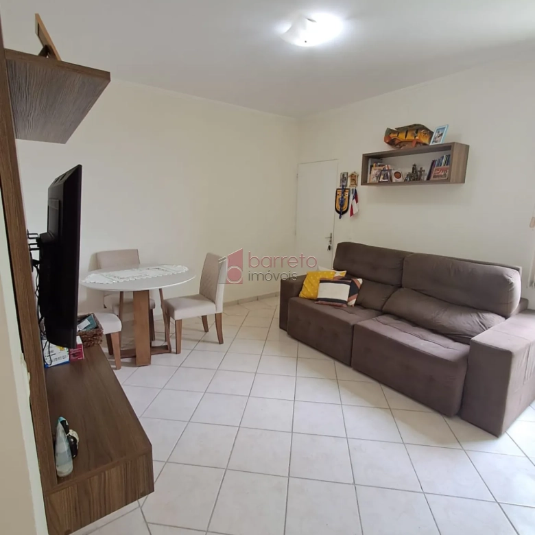APARTAMENTO À VENDA NO CONDOMÍNIO CHÁCARA DAS FLORES II NO BAIRRO JARDIM SANTA TERESA EM JUNDIAÍ/SP