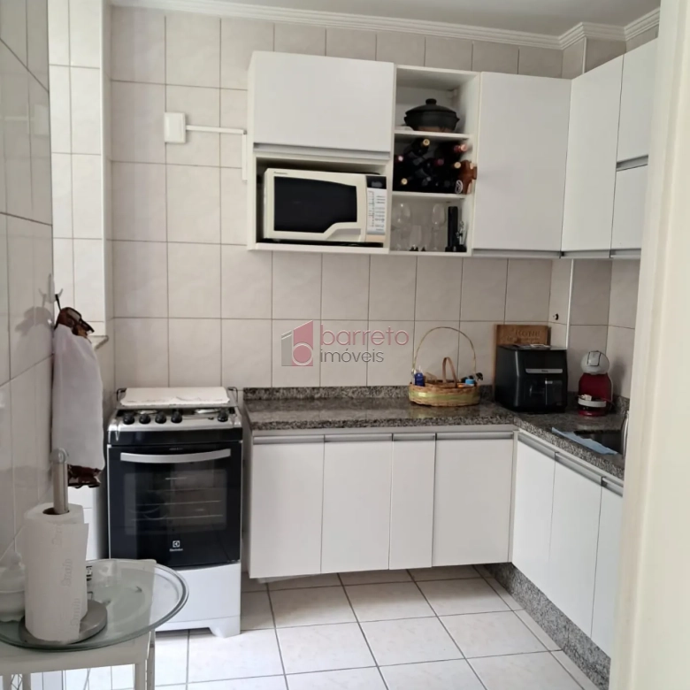 APARTAMENTO À VENDA NO CONDOMÍNIO CHÁCARA DAS FLORES II NO BAIRRO JARDIM SANTA TERESA EM JUNDIAÍ/SP