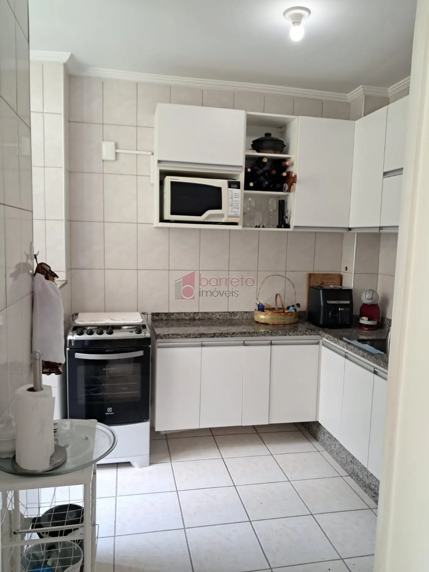 APARTAMENTO À VENDA NO CONDOMÍNIO CHÁCARA DAS FLORES II NO BAIRRO JARDIM SANTA TERESA EM JUNDIAÍ/SP