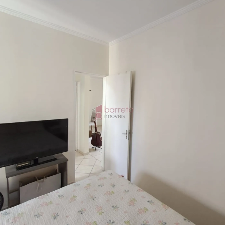 APARTAMENTO À VENDA NO CONDOMÍNIO CHÁCARA DAS FLORES II NO BAIRRO JARDIM SANTA TERESA EM JUNDIAÍ/SP