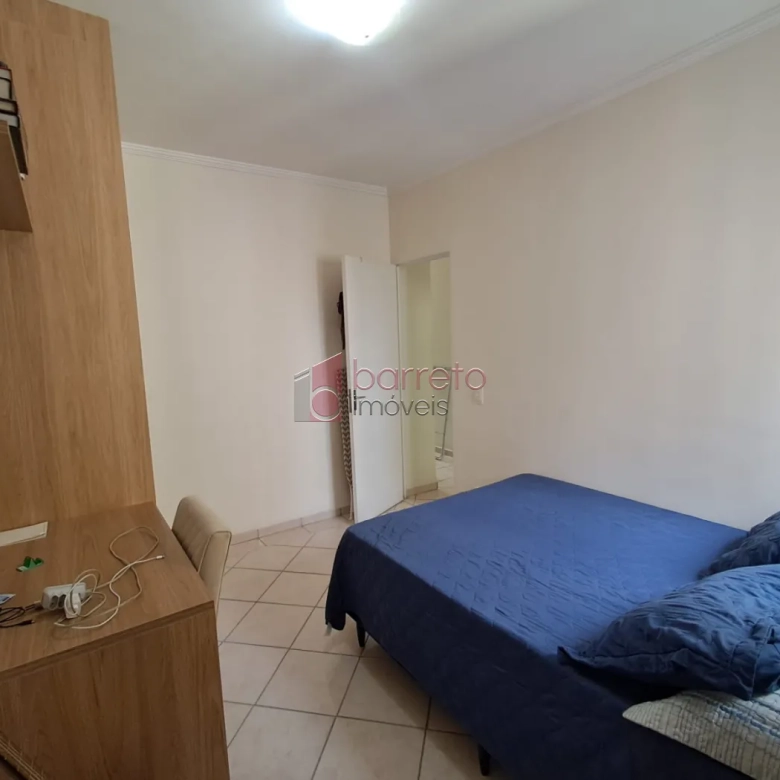 APARTAMENTO À VENDA NO CONDOMÍNIO CHÁCARA DAS FLORES II NO BAIRRO JARDIM SANTA TERESA EM JUNDIAÍ/SP