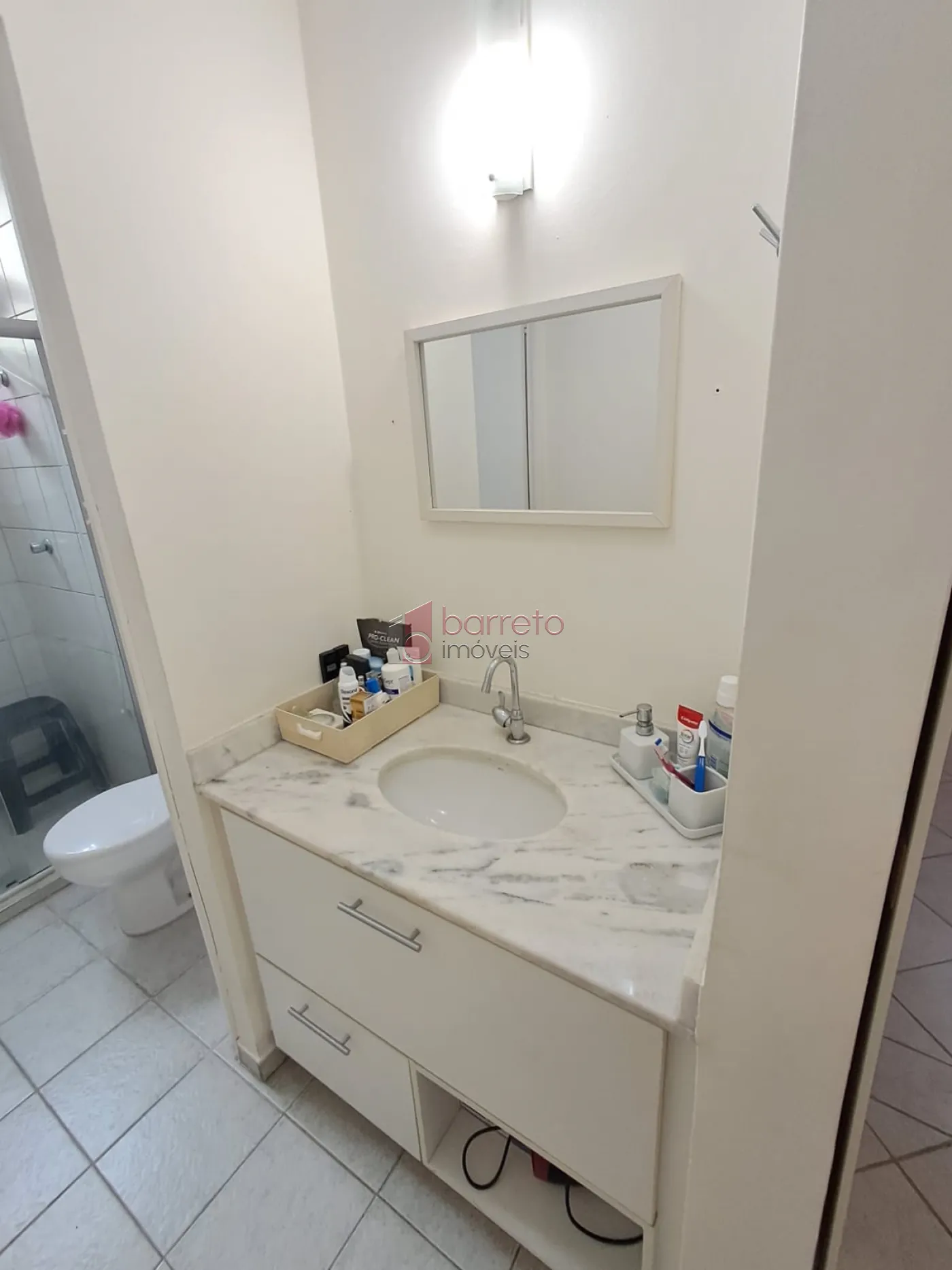 APARTAMENTO À VENDA NO CONDOMÍNIO CHÁCARA DAS FLORES II NO BAIRRO JARDIM SANTA TERESA EM JUNDIAÍ/SP