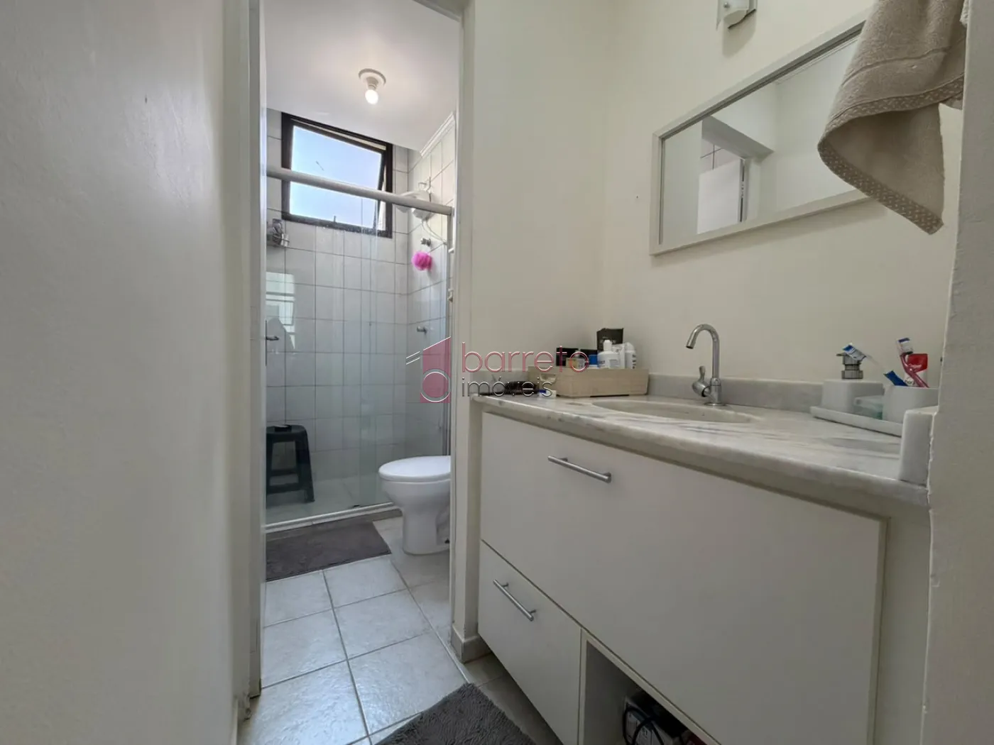 APARTAMENTO À VENDA NO CONDOMÍNIO CHÁCARA DAS FLORES II NO BAIRRO JARDIM SANTA TERESA EM JUNDIAÍ/SP