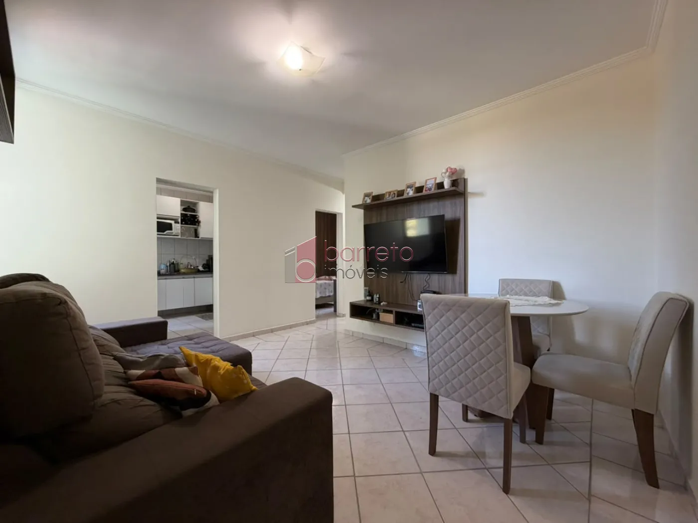 APARTAMENTO À VENDA NO CONDOMÍNIO CHÁCARA DAS FLORES II NO BAIRRO JARDIM SANTA TERESA EM JUNDIAÍ/SP