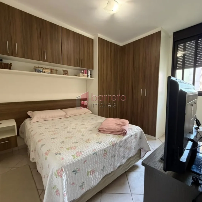 APARTAMENTO À VENDA NO CONDOMÍNIO CHÁCARA DAS FLORES II NO BAIRRO JARDIM SANTA TERESA EM JUNDIAÍ/SP