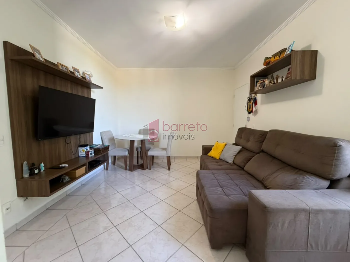 APARTAMENTO À VENDA NO CONDOMÍNIO CHÁCARA DAS FLORES II NO BAIRRO JARDIM SANTA TERESA EM JUNDIAÍ/SP