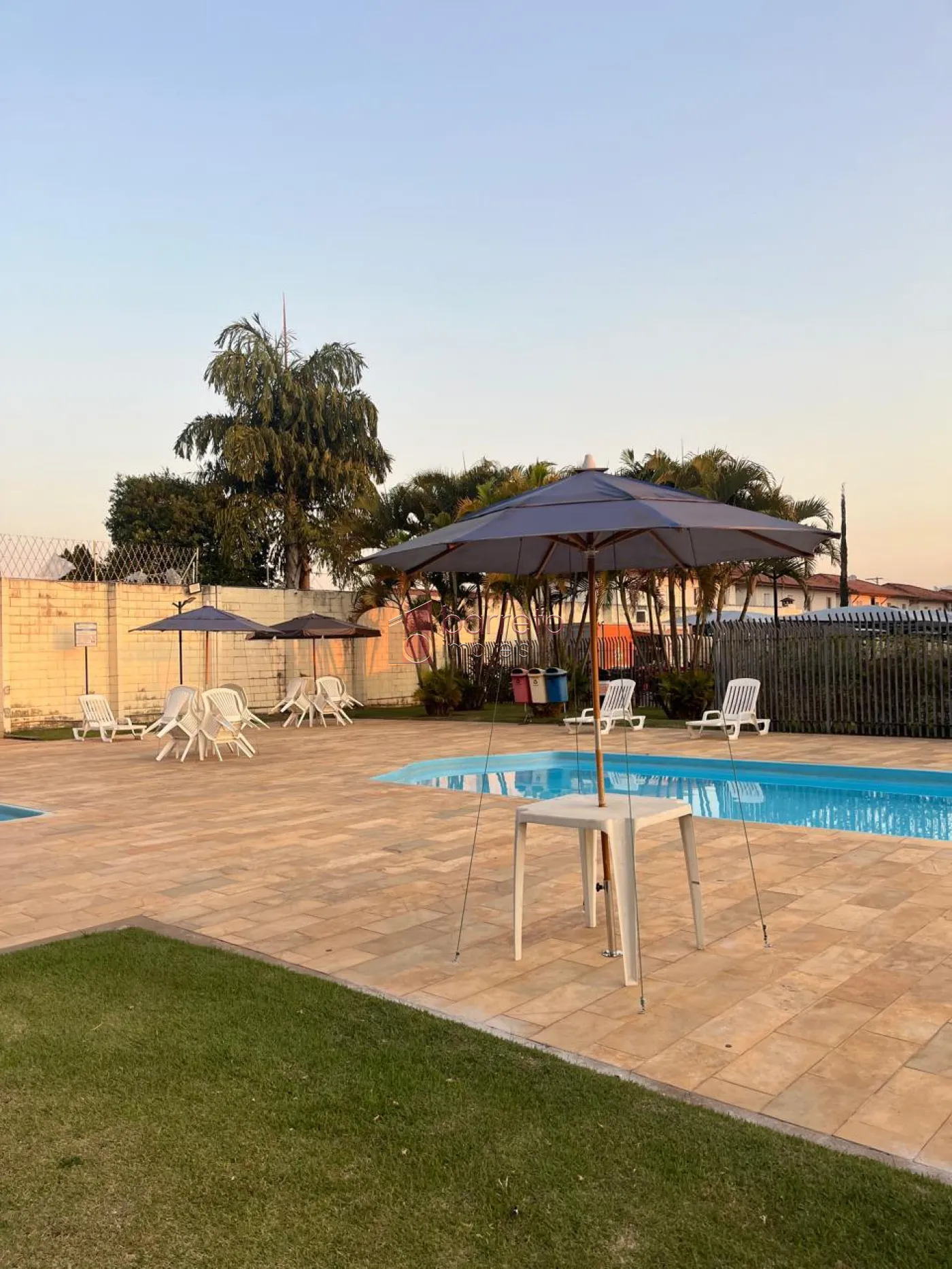 APARTAMENTO À VENDA NO CONDOMÍNIO PORTAL DAS PALMEIRAS EM JUNDIAÍ/SP