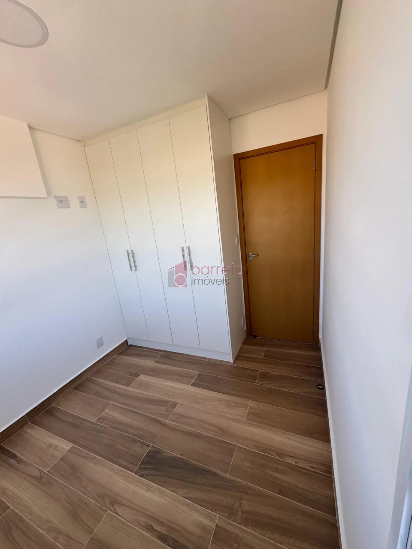 APARTAMENTO À VENDA E LOCAÇÃO NO CONDOMÍNIO NEXUS – JUNDIAÍ/SP