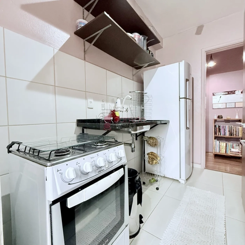 APARTAMENTO À VENDA NO CONDOMÍNIO PARQUE DA SERRA – MEDEIROS – JUNDIAÍ/SP