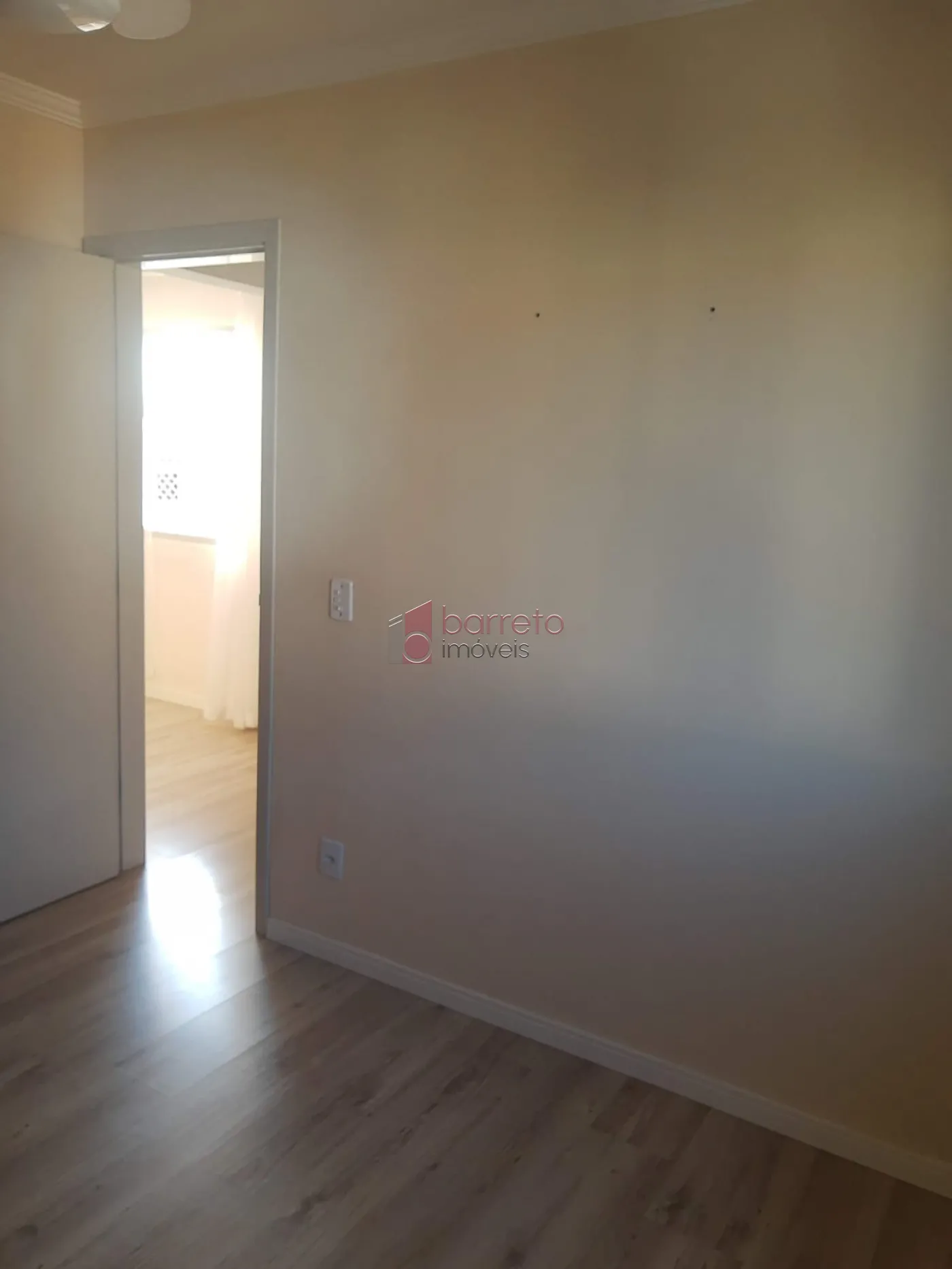 APARTAMENTO À VENDA NO CONDOMÍNIO PARQUE DA MATA – MEDEIROS – JUNDIAÍ/SP