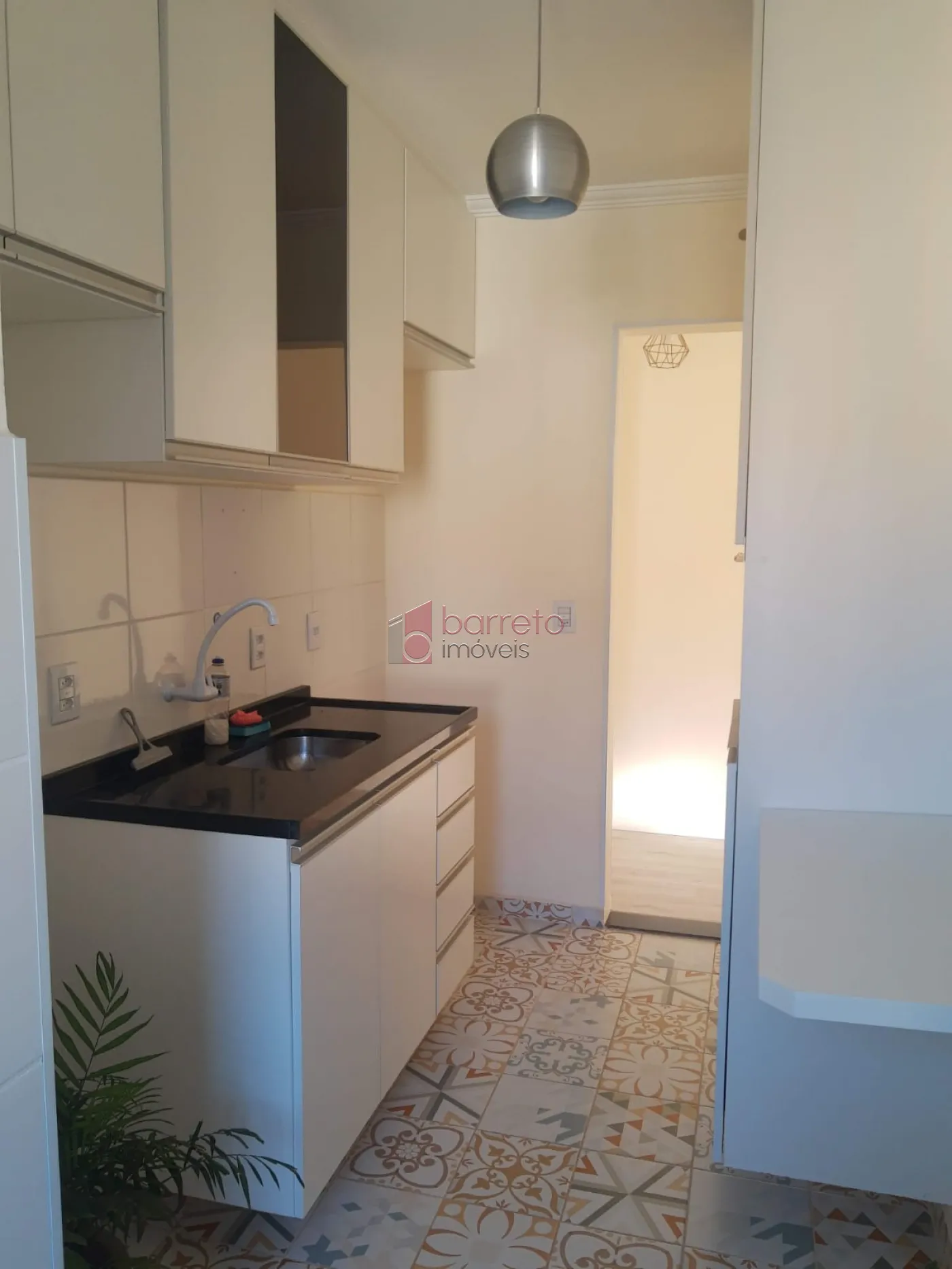 APARTAMENTO À VENDA NO CONDOMÍNIO PARQUE DA MATA – MEDEIROS – JUNDIAÍ/SP