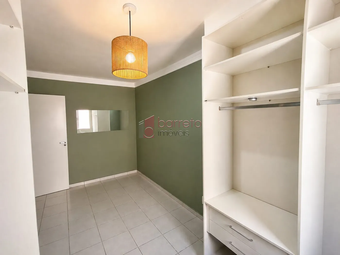 APARTAMENTO À VENDA NO CONDOMÍNIO VARANDAS DO JAPI NO BAIRRO MEDEIROS EM JUNDIAÍ/SP