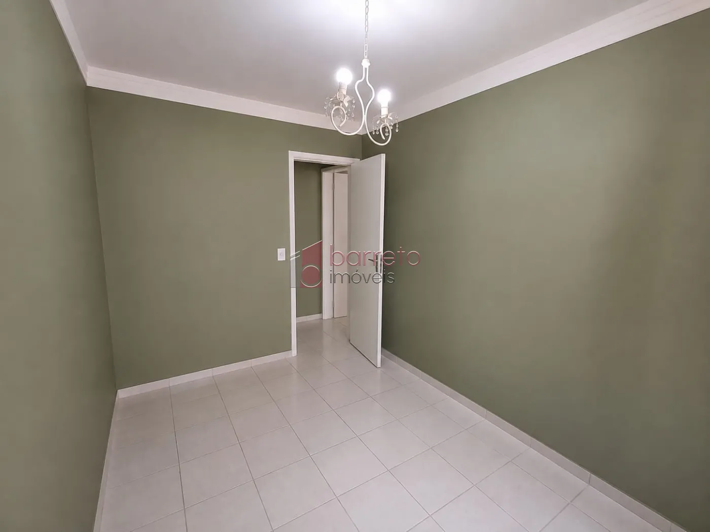 APARTAMENTO À VENDA NO CONDOMÍNIO VARANDAS DO JAPI NO BAIRRO MEDEIROS EM JUNDIAÍ/SP