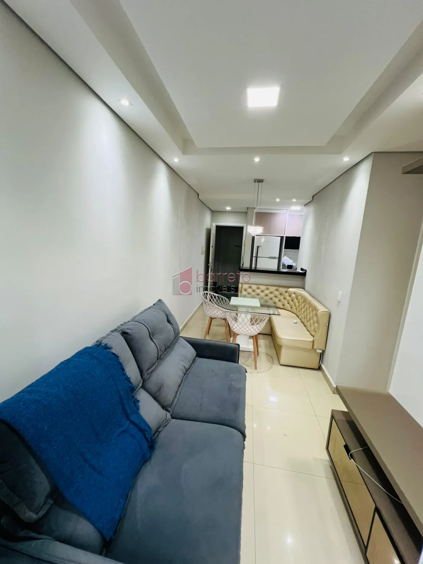 APARTAMENTO MOBILIADO PARA LOCAÇÃO NO RESIDENCIAL CAMÉLIA – JUNDIÁI/SP