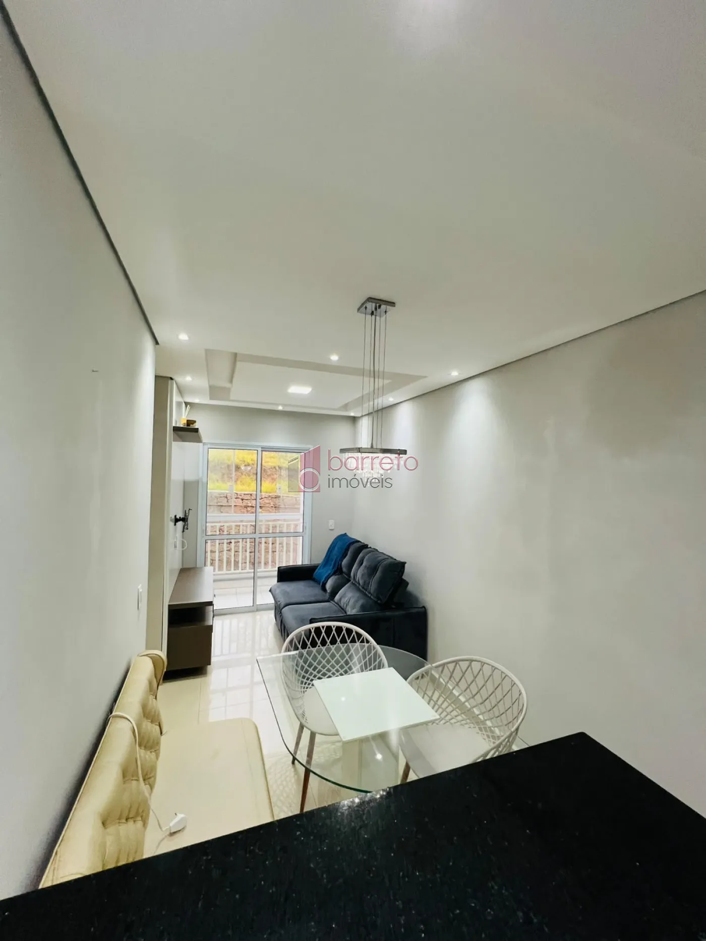 APARTAMENTO MOBILIADO PARA LOCAÇÃO NO RESIDENCIAL CAMÉLIA – JUNDIÁI/SP
